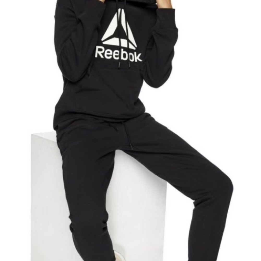 Reebok Black Tracksuit Set